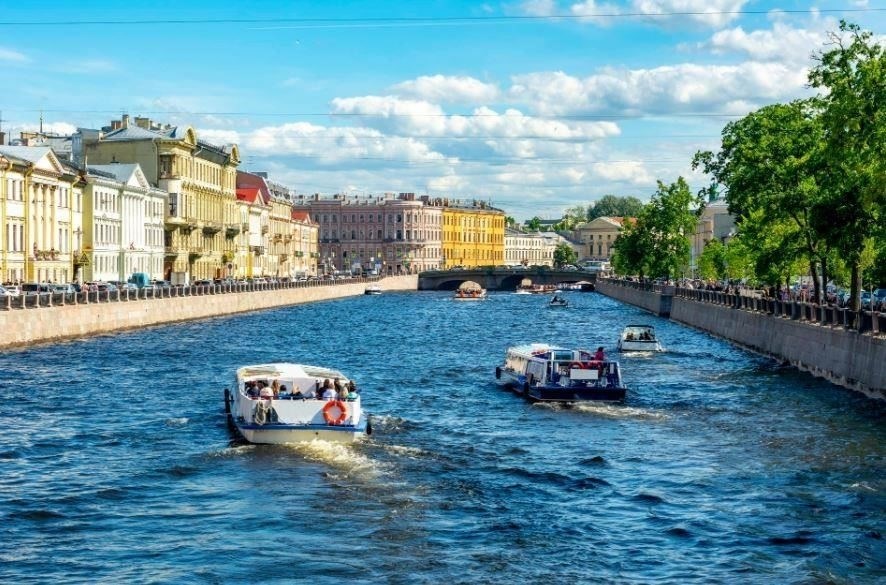 Столица водного туризма: Лучшие водные маршруты в Санкт-Петербурге